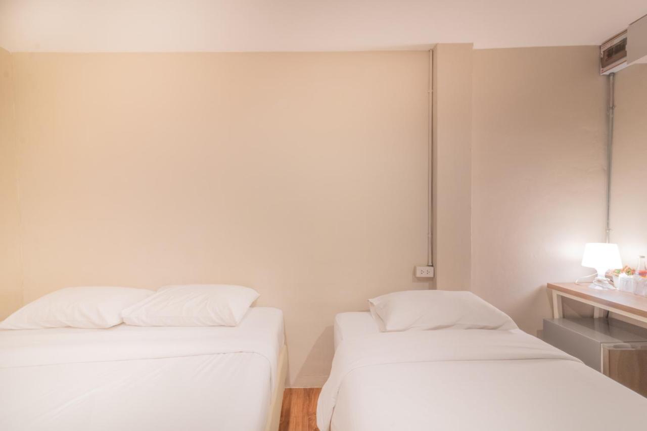 63 Bangkok Hotel Экстерьер фото